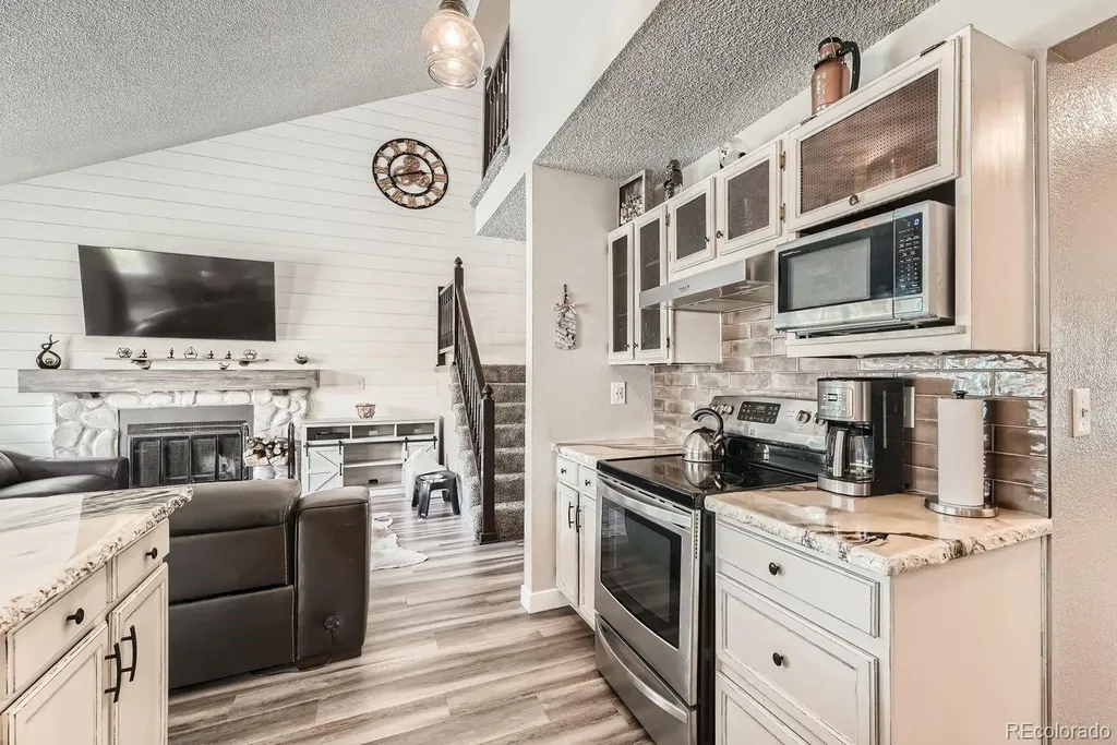 5954 S Netherland Circle Centennial CO 80015