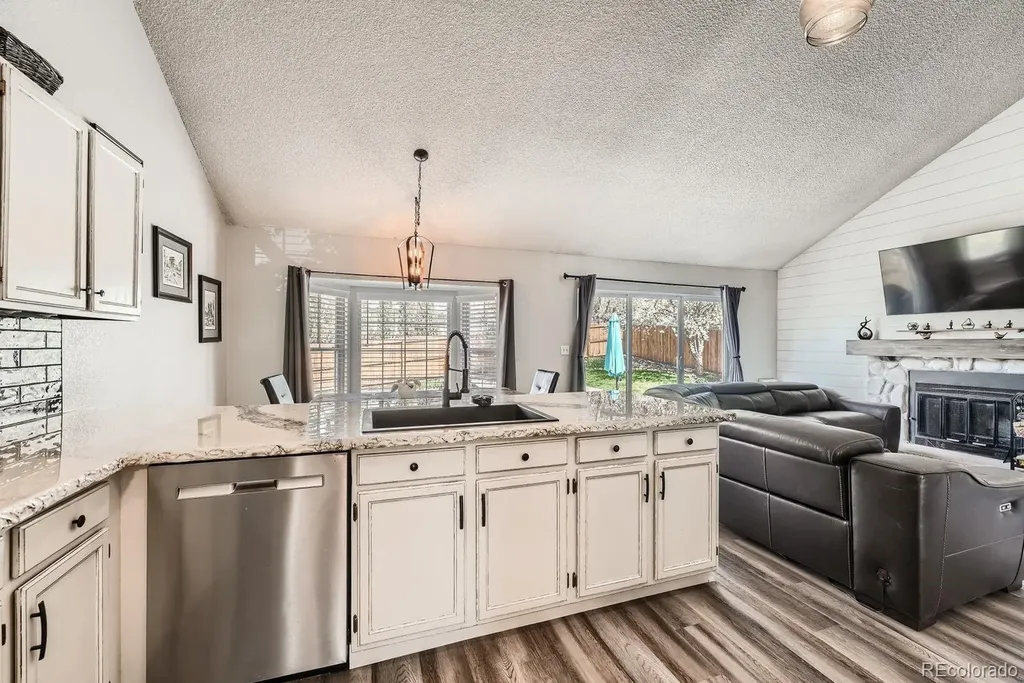 5954 S Netherland Circle Centennial CO 80015