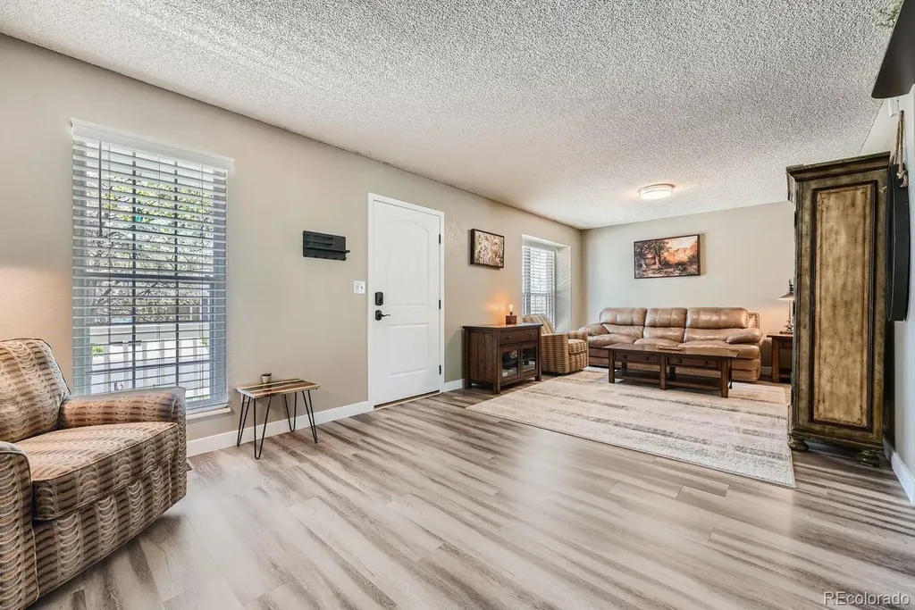 5954 S Netherland Circle Centennial CO 80015