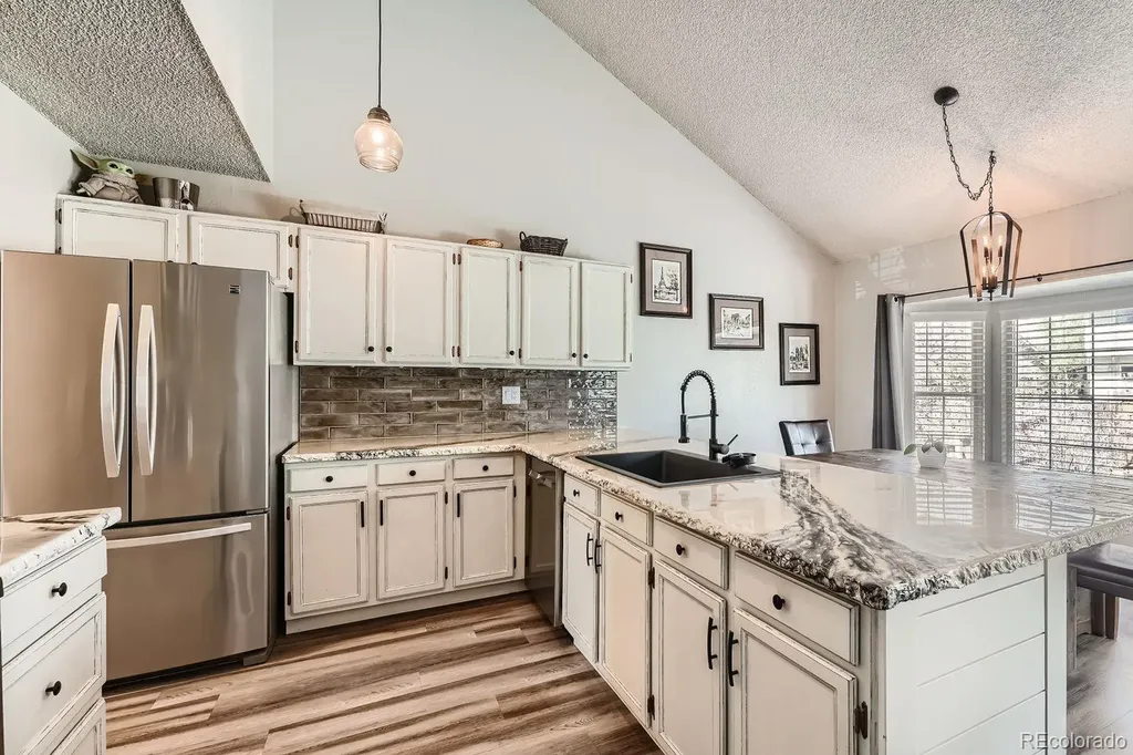5954 S Netherland Circle Centennial CO 80015