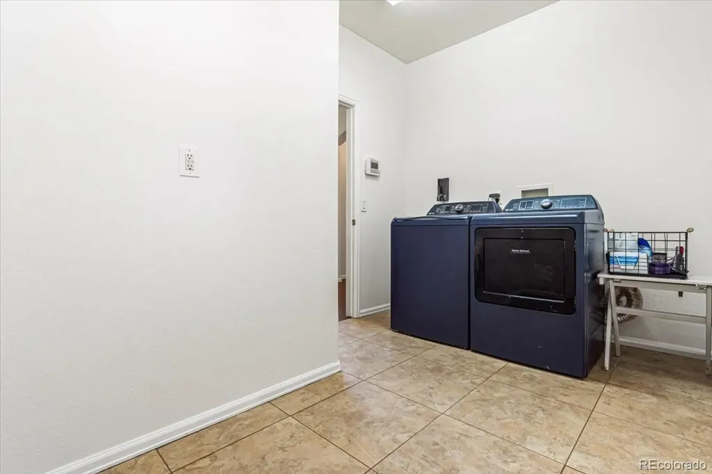 22045 E Hoover Drive Aurora CO 80016