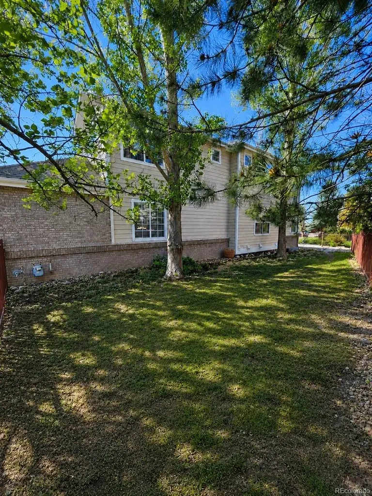22045 E Hoover Drive Aurora CO 80016