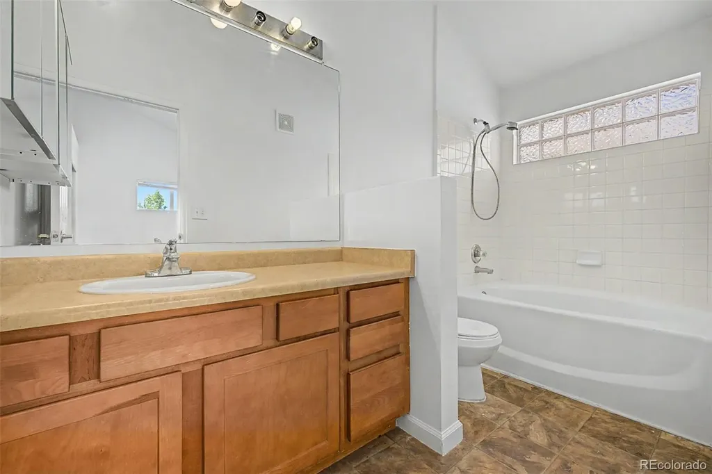 18284 E Floyd Avenue Aurora CO 80013