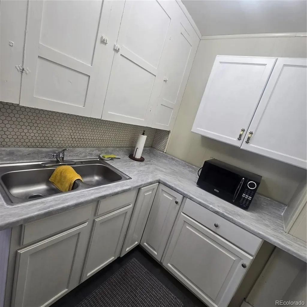 811-813 4th Street Alamosa CO 81101