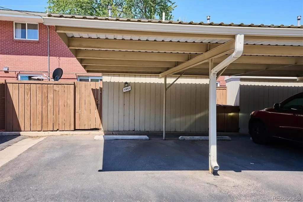 3952 S Yosemite Street Denver CO 80237