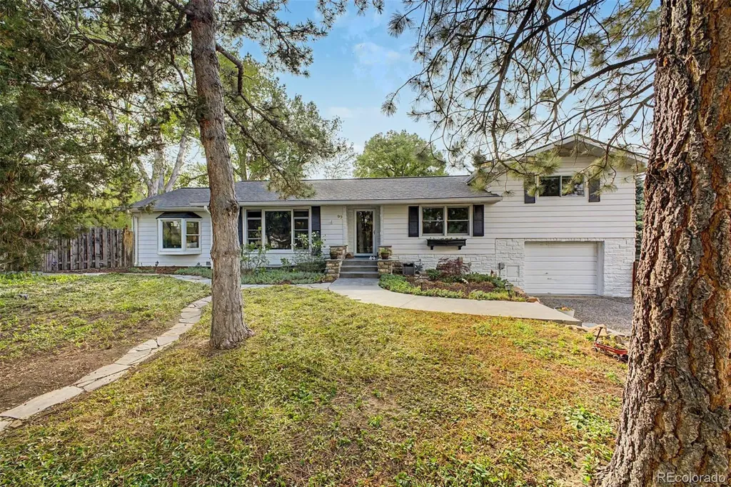 99 S Holland Street Lakewood CO 80226