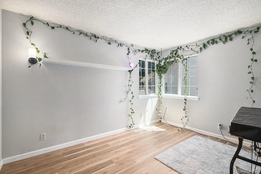 3657 S Flanders Street Aurora CO 80013