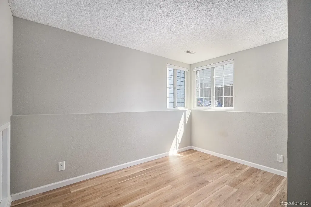 3657 S Flanders Street Aurora CO 80013