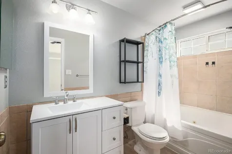 3657 S Flanders Street Aurora CO 80013