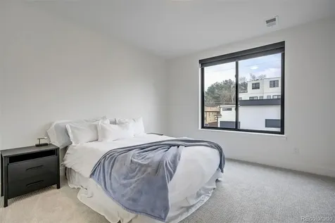 2526 S Lincoln Street Denver CO 80210