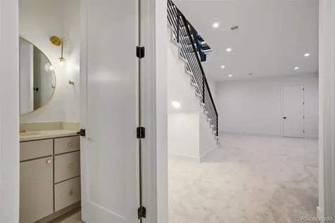 2526 S Lincoln Street Denver CO 80210