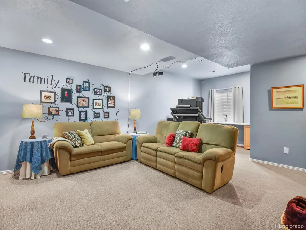 19408 E 40th Place Denver CO 80249