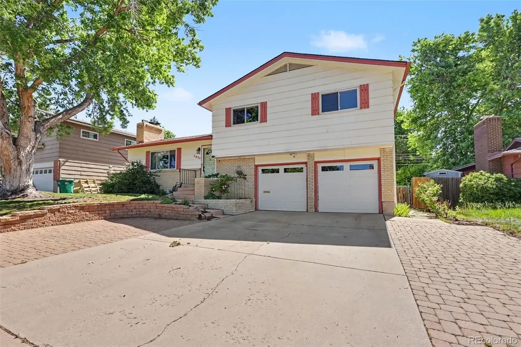 1011 N Chelton Road Colorado Springs CO 80909