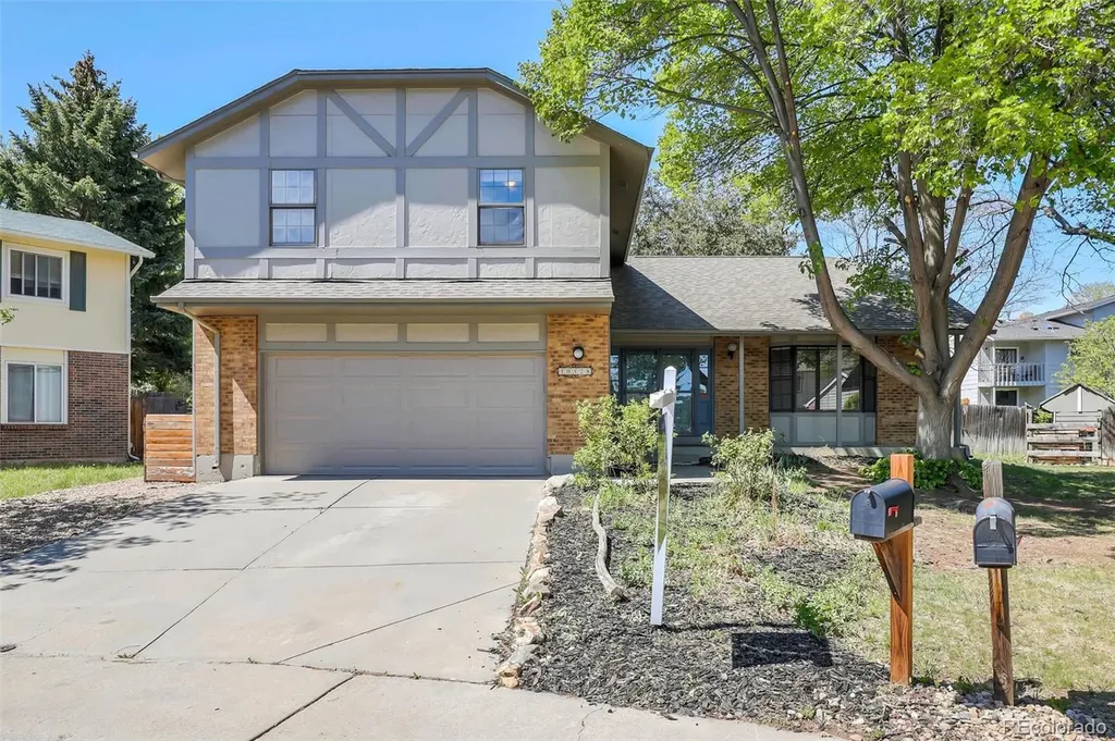 10128 E Weaver Place Englewood CO 80111