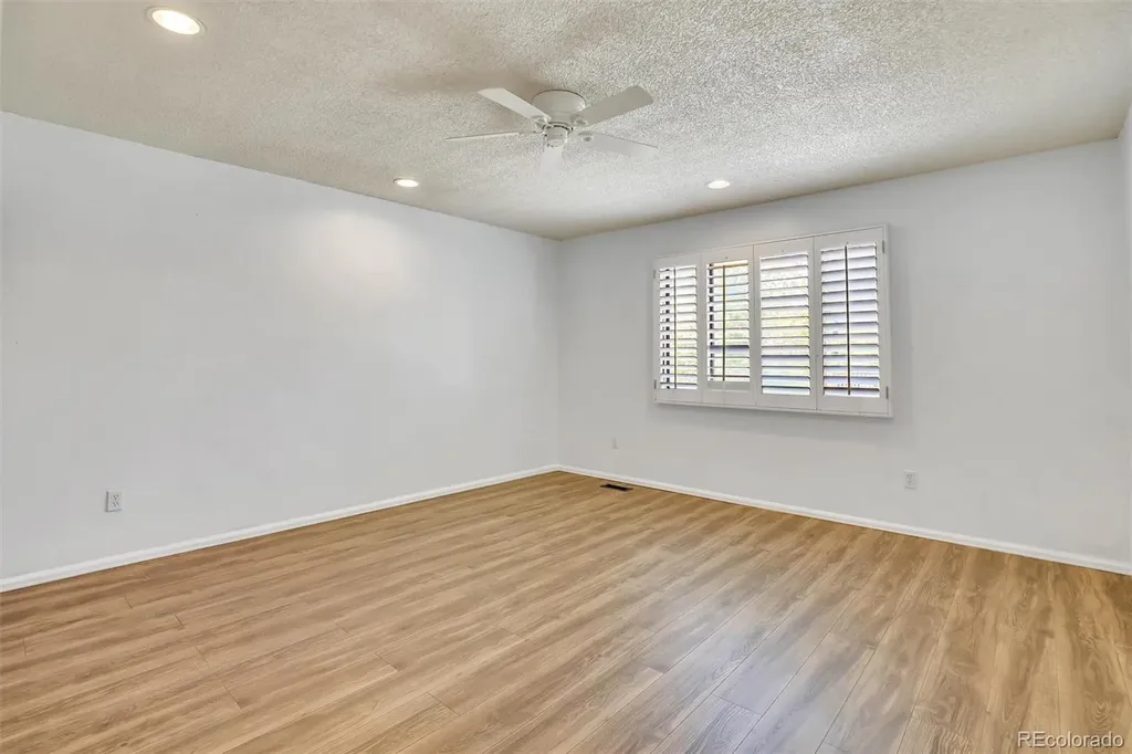 10128 E Weaver Place Englewood CO 80111