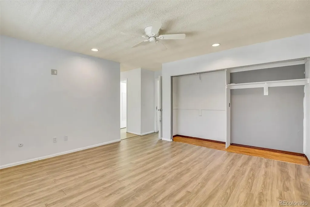 10128 E Weaver Place Englewood CO 80111