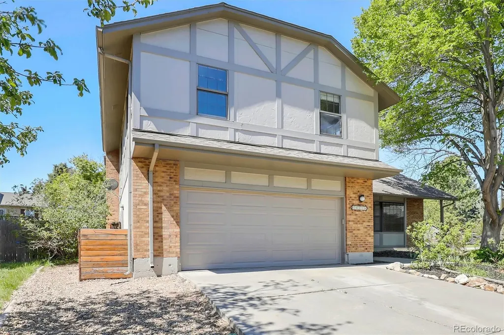 10128 E Weaver Place Englewood CO 80111