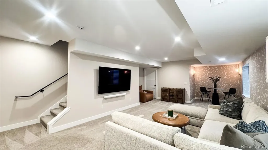 2352 N Irving Street Denver CO 80211