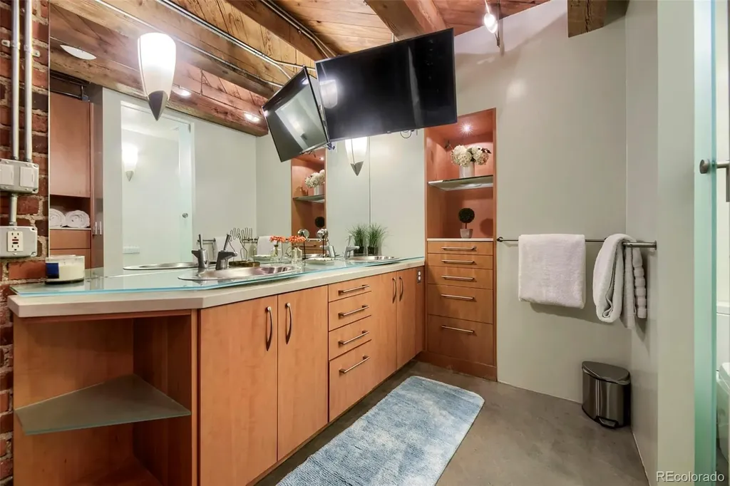 1450 Wynkoop Street Denver CO 80202