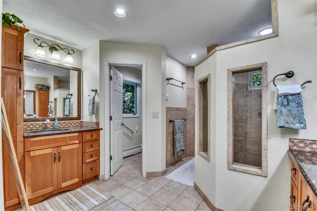 6400 E Ida Avenue Greenwood Village CO 80111