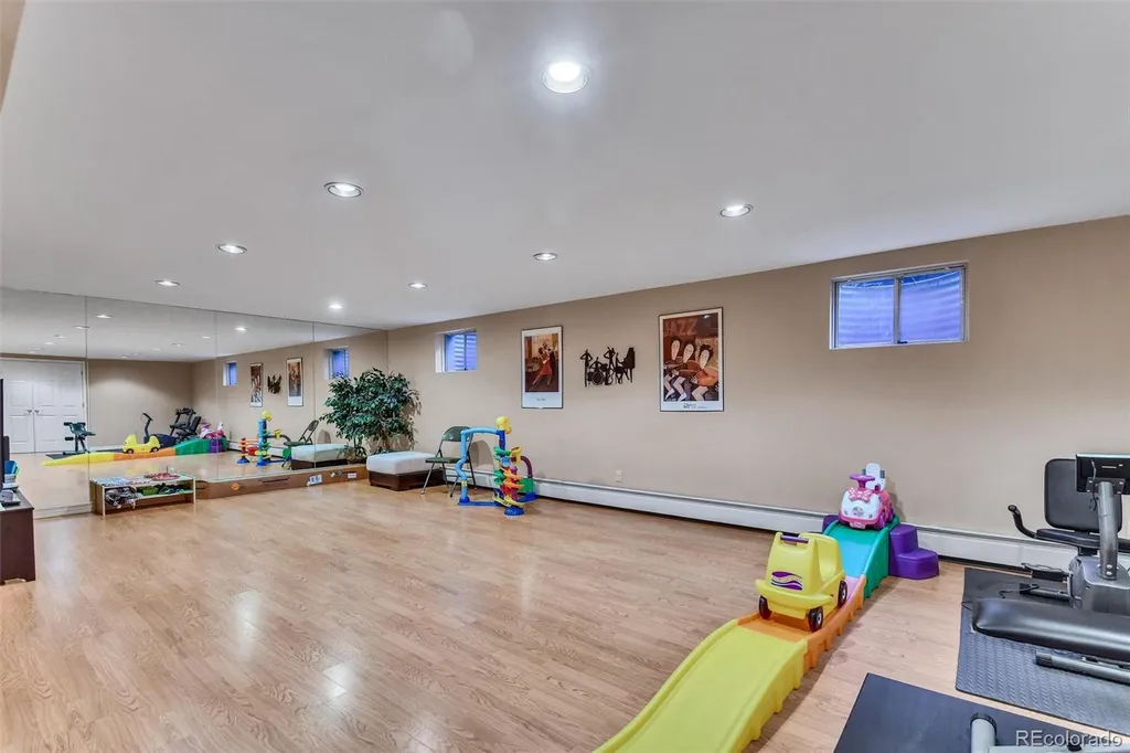 6400 E Ida Avenue Greenwood Village CO 80111