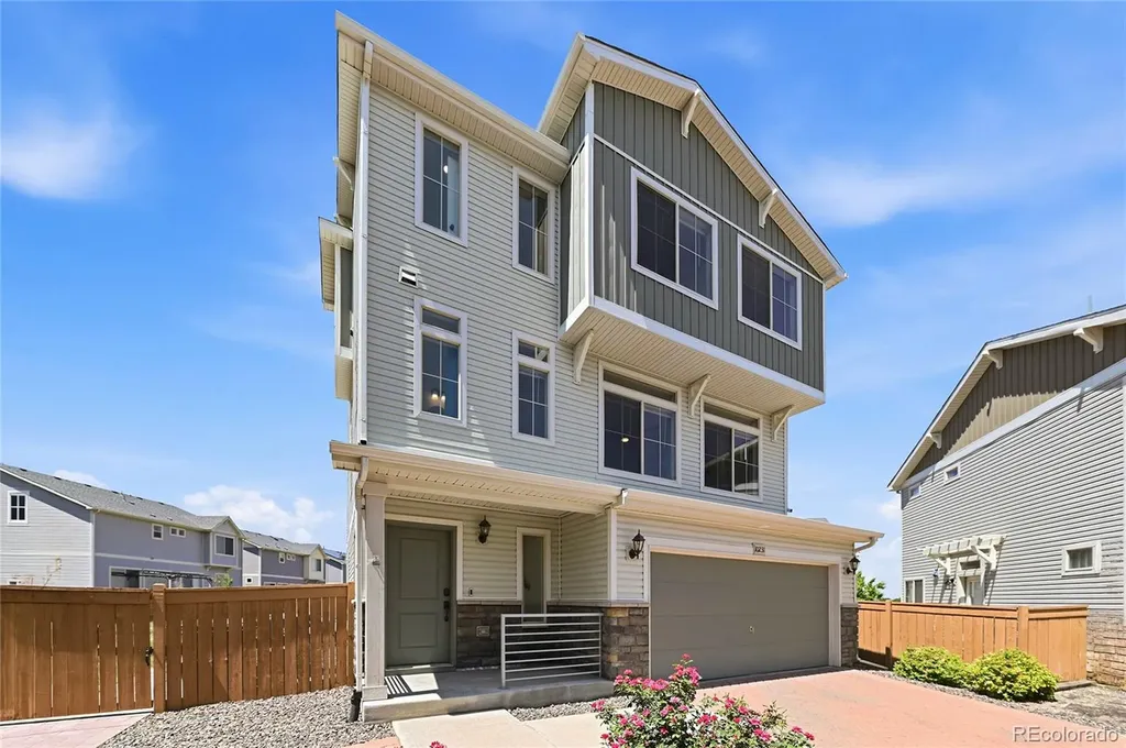10231 Yampa Court Commerce City CO 80022