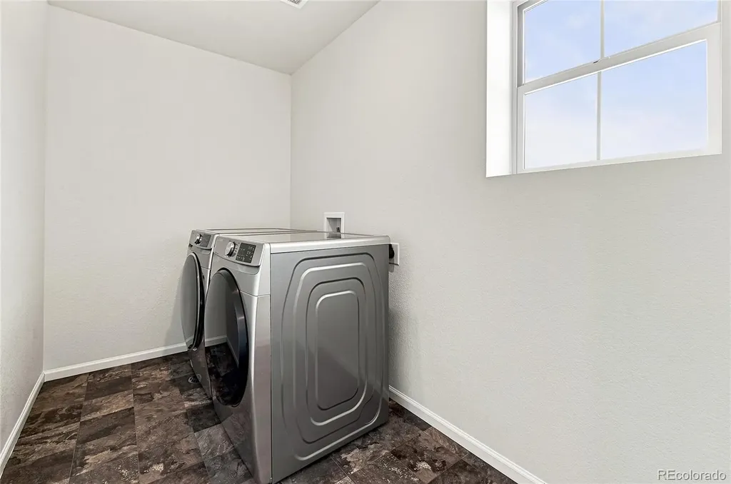 10231 Yampa Court Commerce City CO 80022