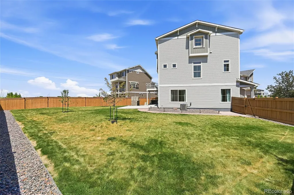 10231 Yampa Court Commerce City CO 80022