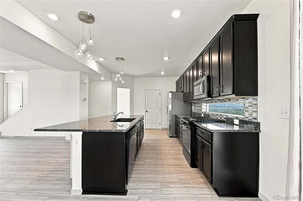 10231 Yampa Court Commerce City CO 80022