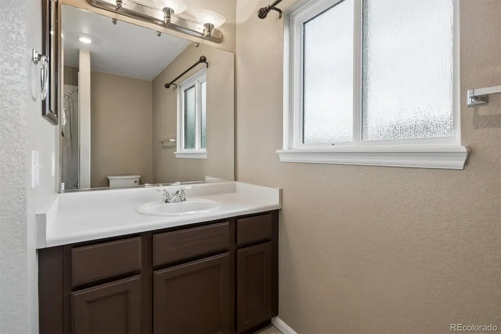 1131 Laurenwood Way Highlands Ranch CO 80129