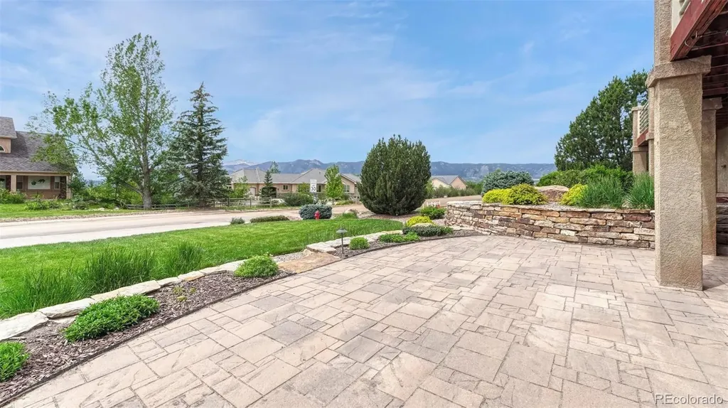 290 Lariat Lane Colorado Springs CO 80921