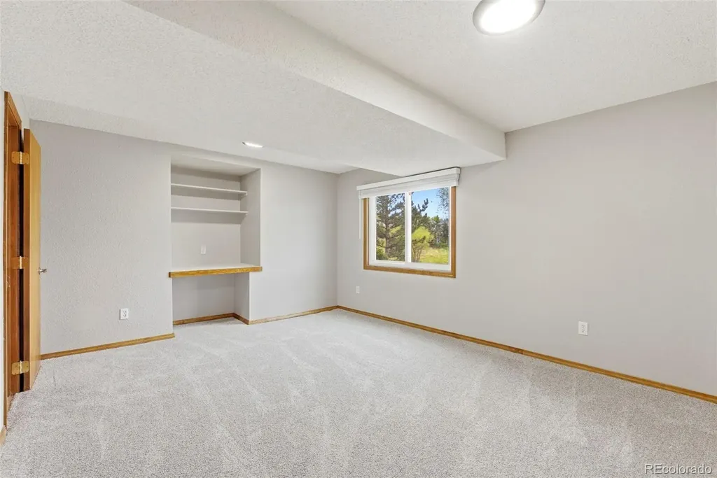 15443 Jessie Drive Colorado Springs CO 80921