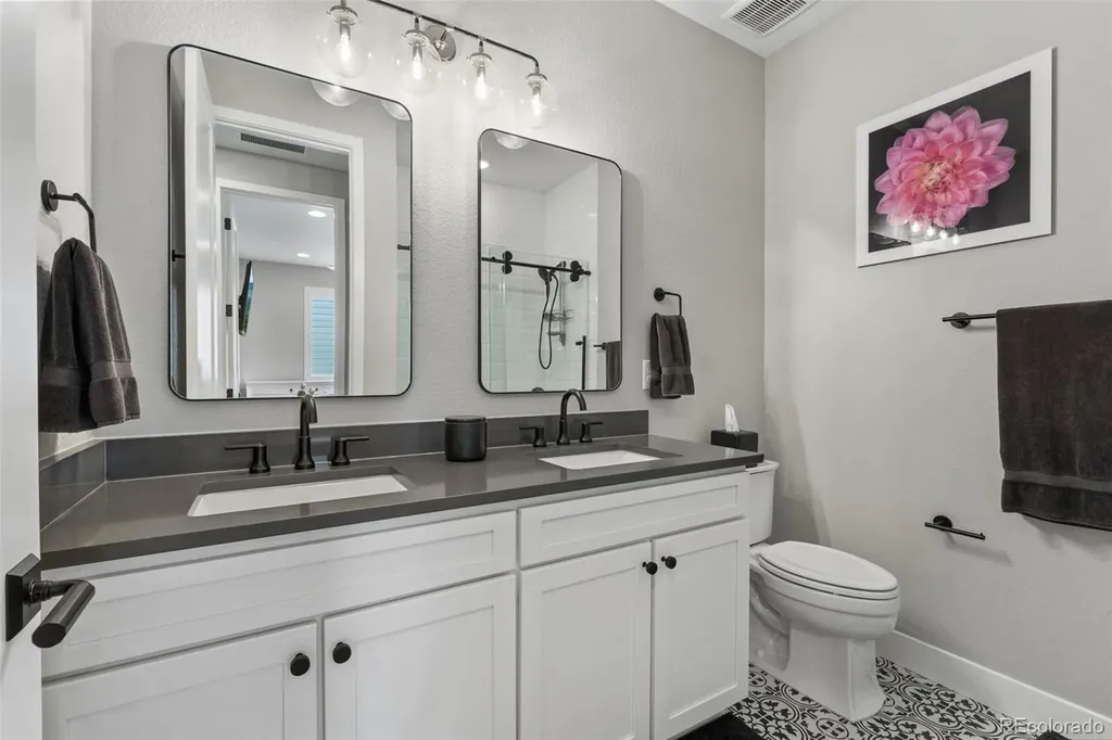 9122 Rio Lado Street Littleton CO 80125