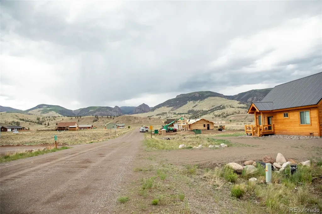 416 Commodore Drive Creede CO 81130