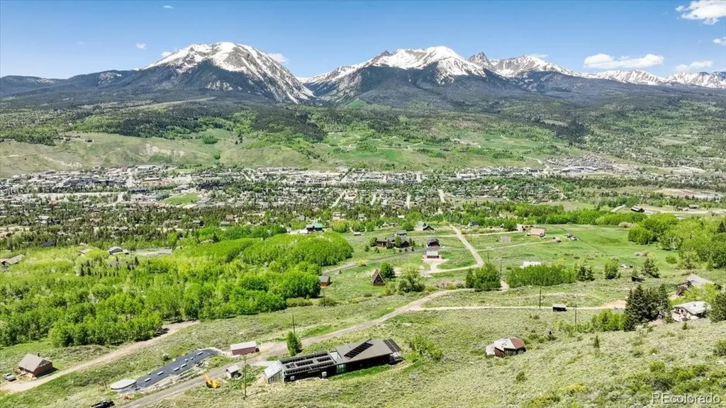 421 Z Road Silverthorne CO 80498