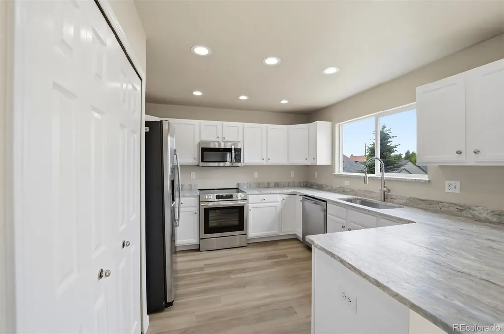 4922 Dunecrest Drive Colorado Springs CO 80922