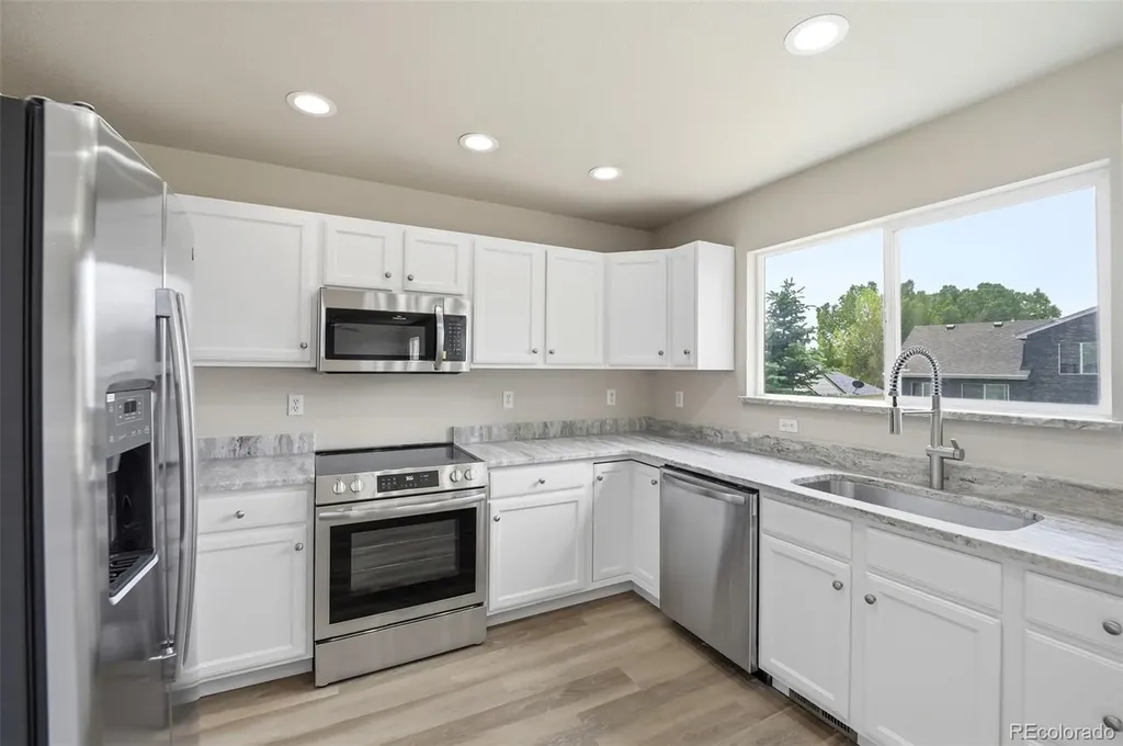 4922 Dunecrest Drive Colorado Springs CO 80922