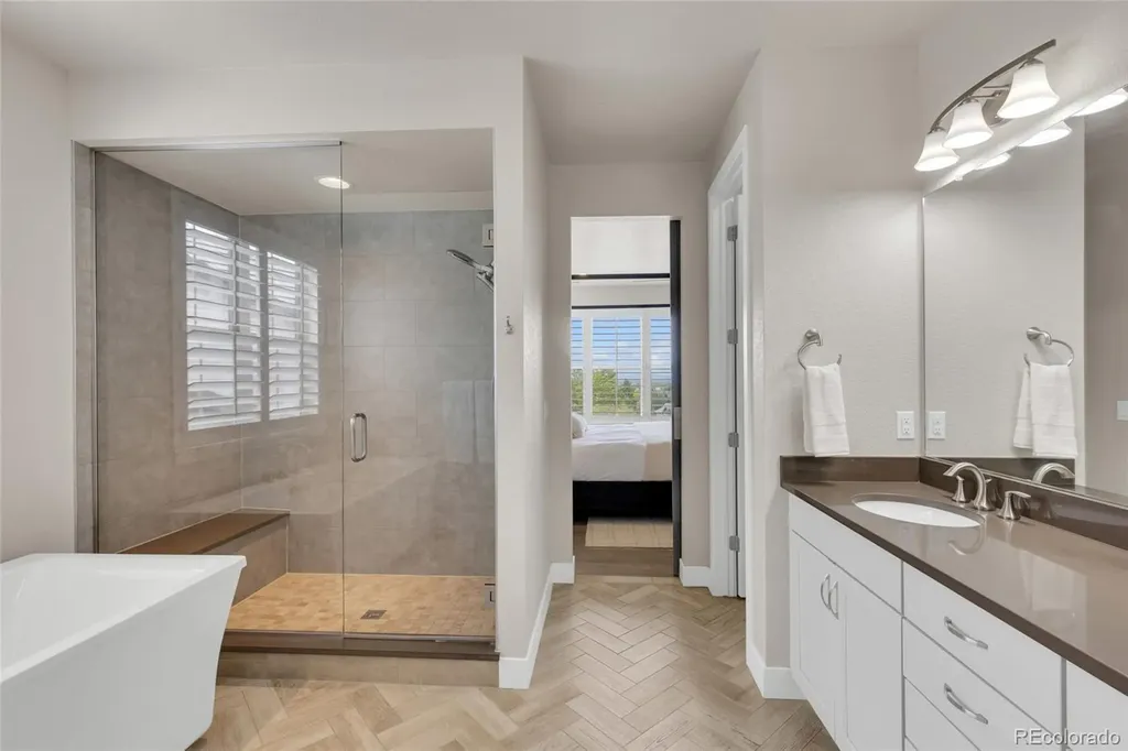10401 Maplebrook Way Highlands Ranch CO 80126