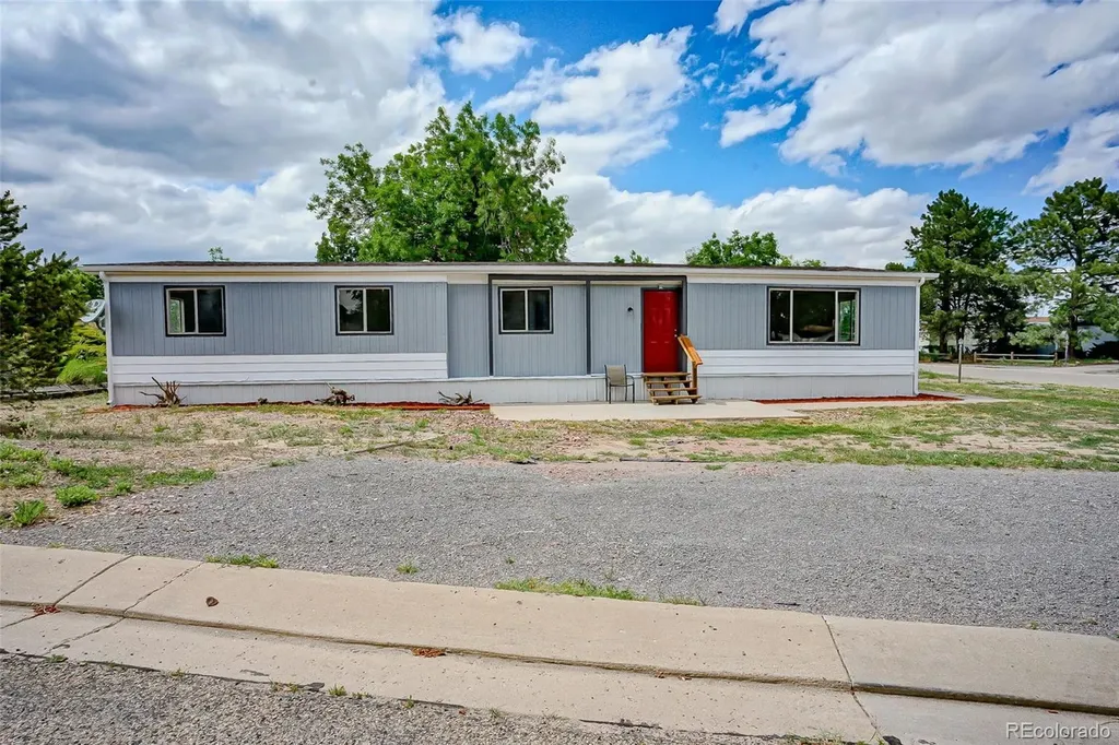 2765 Applewood Drive Colorado City CO 81019