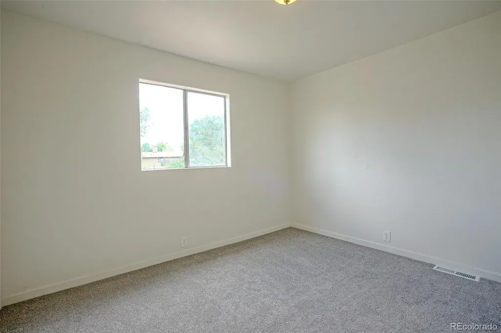 2765 Applewood Drive Colorado City CO 81019