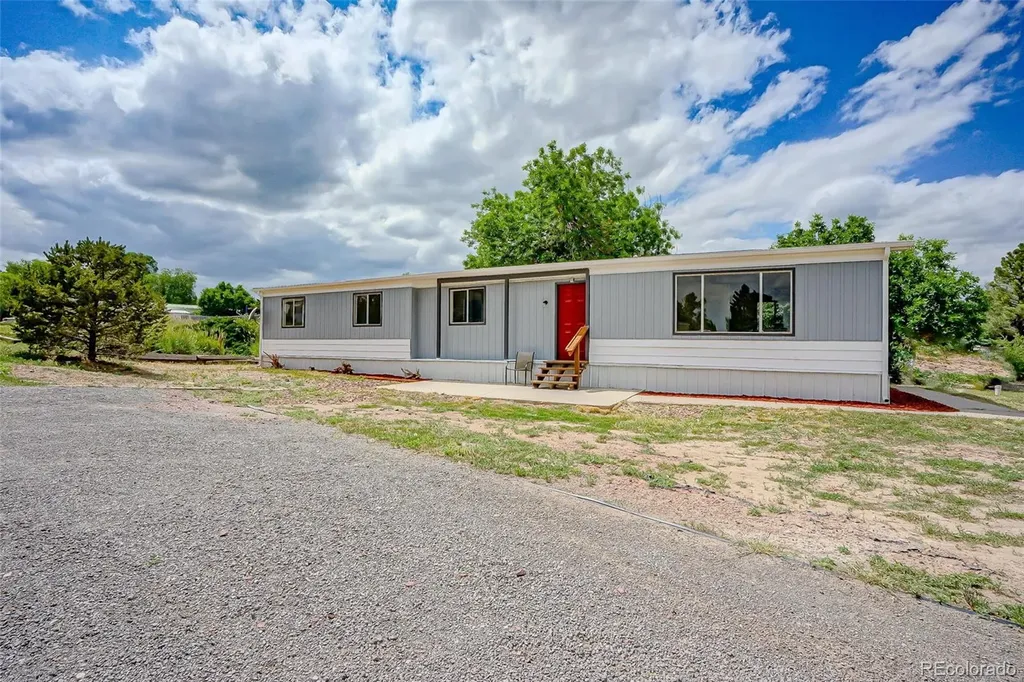 2765 Applewood Drive Colorado City CO 81019