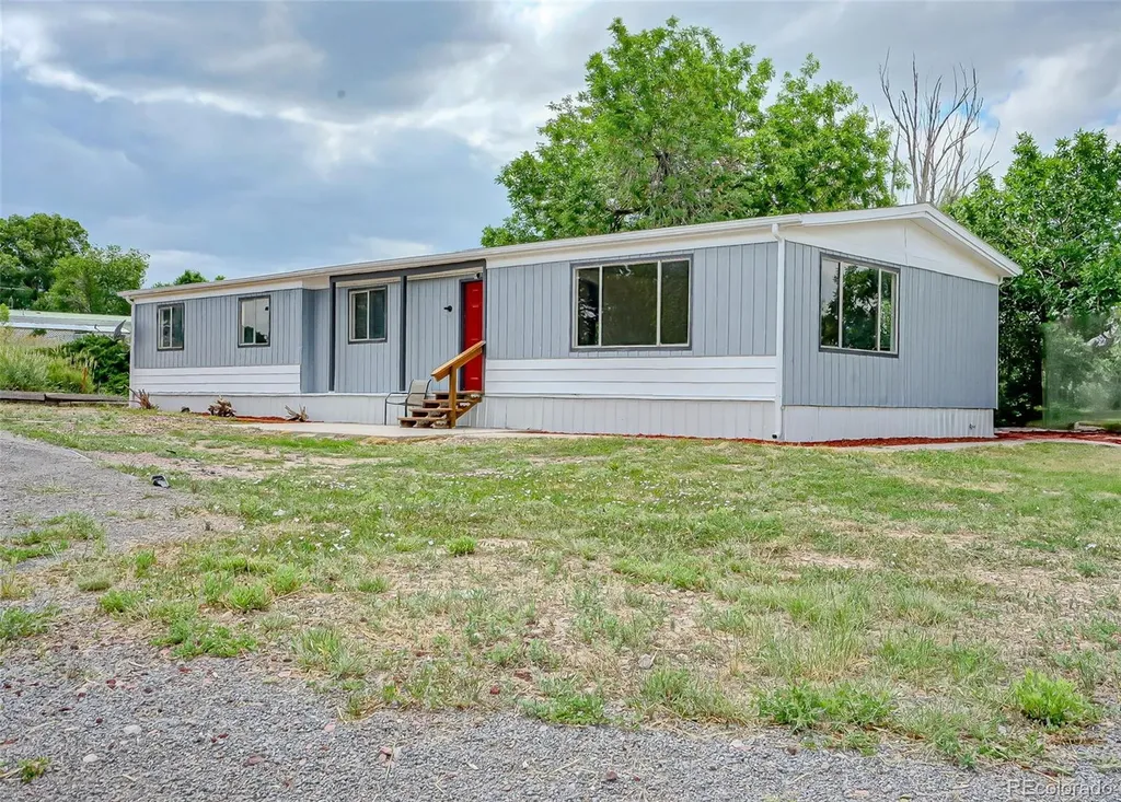 2765 Applewood Drive Colorado City CO 81019