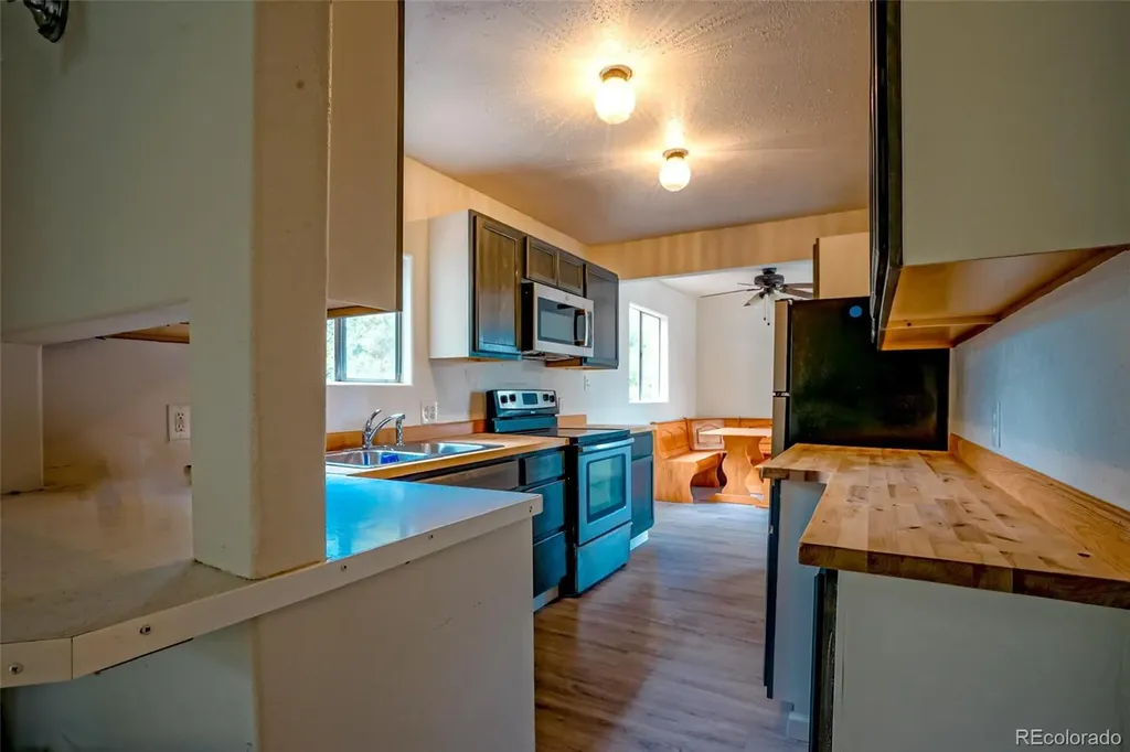 2765 Applewood Drive Colorado City CO 81019
