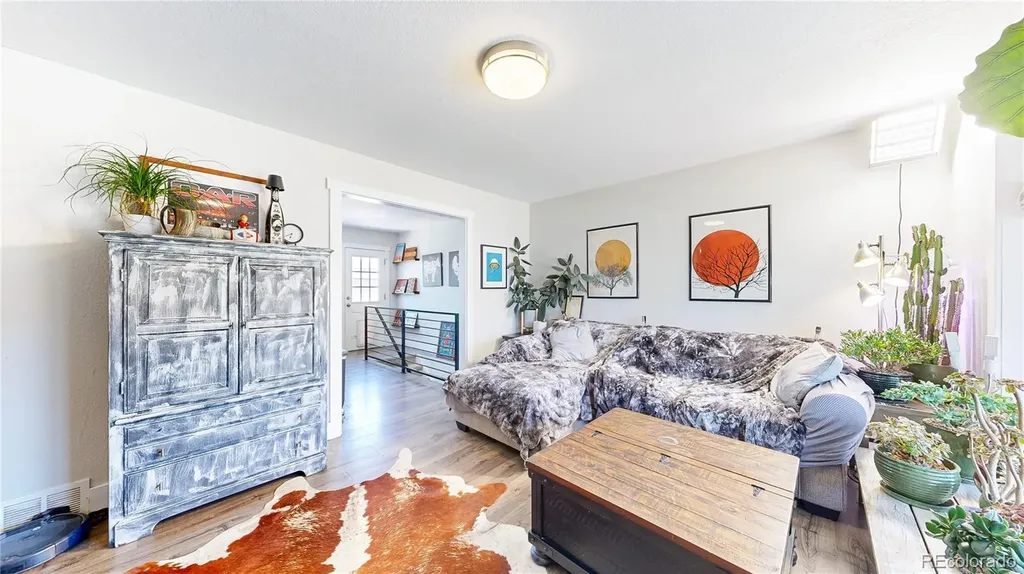 1741 W 55th Place Denver CO 80221