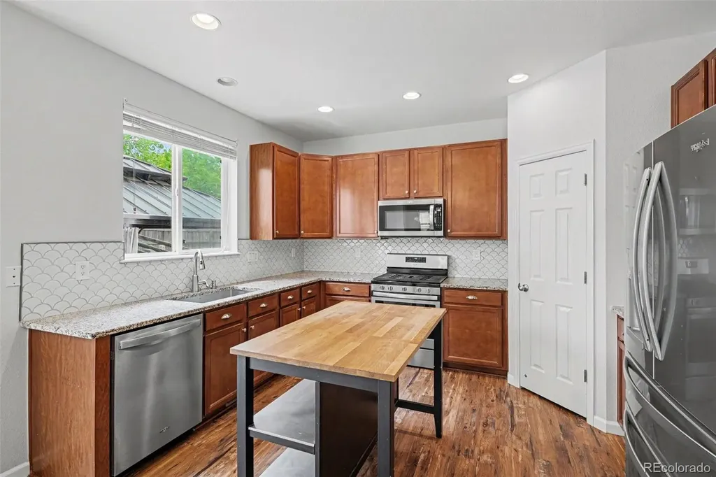 21220 E Bellewood Drive Centennial CO 80015