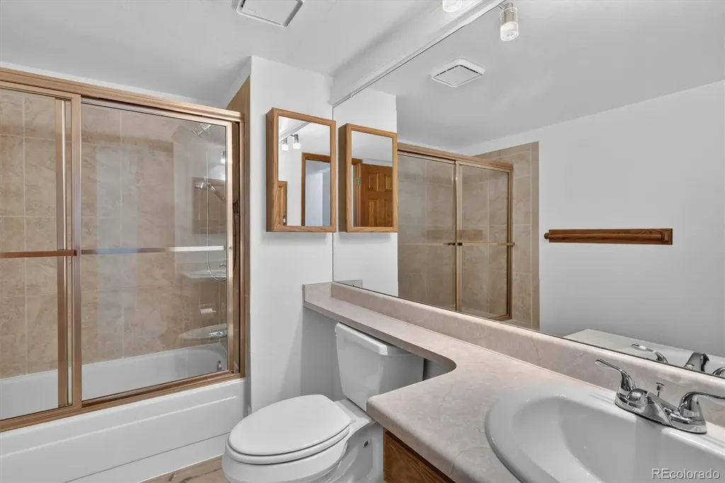 7401 Powderhorn Drive Lone Tree CO 80124