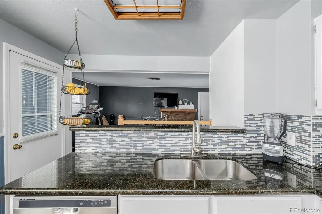 2744 S Pitkin Street Aurora CO 80013