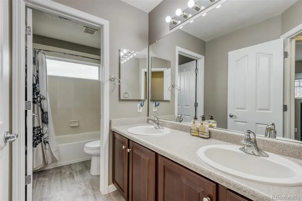 24357 E Fremont Drive Aurora CO 80016