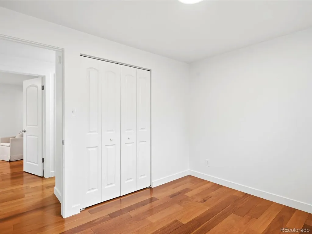 544 Hilltop Street Longmont CO 80504