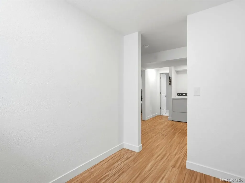 544 Hilltop Street Longmont CO 80504